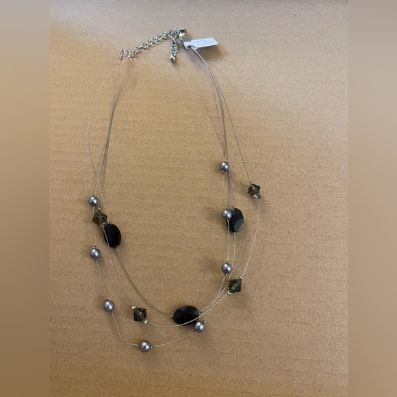 Lia Sophia Jewelry - New Lia Sophia Beaded Necklace Pretty KA